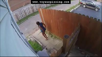 Black Girl Public Peeing
