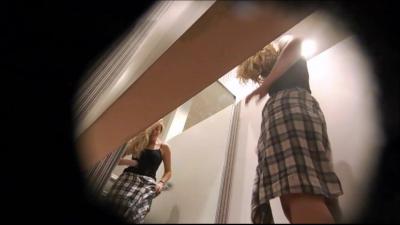 Blonde White Girl Public Undressing / changing