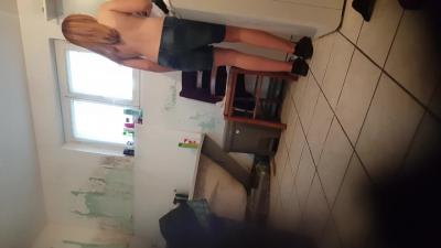 Hairy White Girl Bathroom Naked