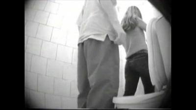 White Girl Public Peeing